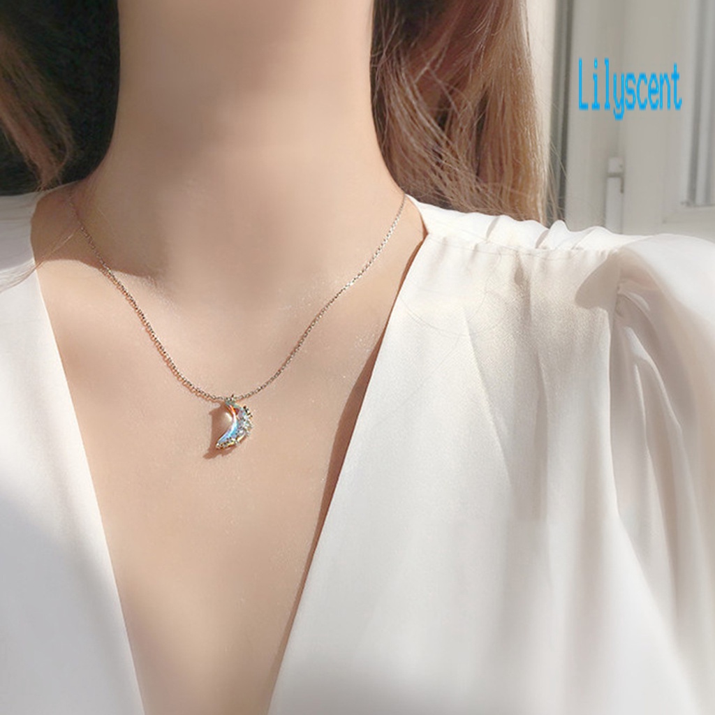 Kalung Dengan Liontin Bentuk Bulan Aksen Kristal Imitasi Gaya Korea Untuk Hadiah