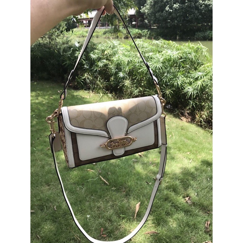 coach jade signature snakeskin