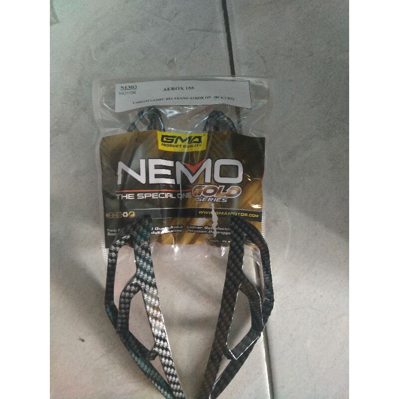 cover lampu belakang aerox 155 carbon variasi lampu belakang aerox 155 carbon nemo