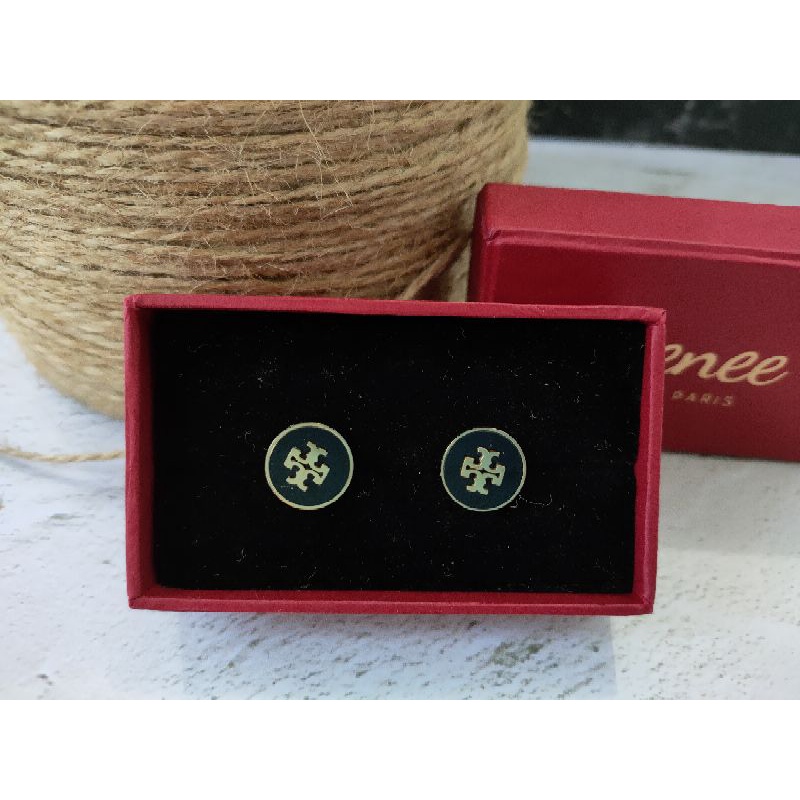 kerabu / anting titanium