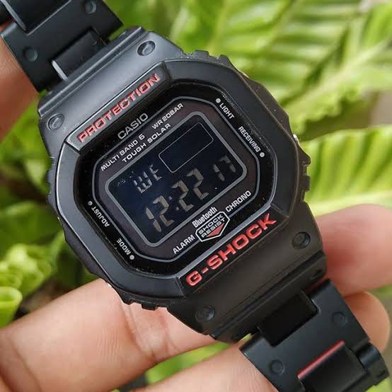 Jam Tangan Pria CASIO G-Shock GW B5600HR 1DR Stainless Digital Original