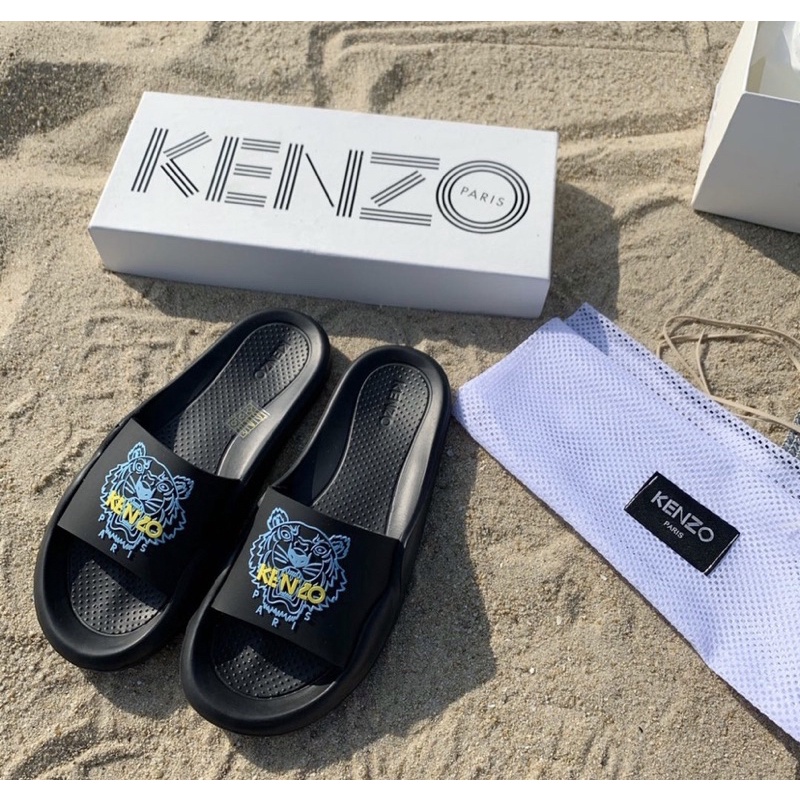 KENZ0 SLIDES SLIPPERS BLACK FONT WHITE