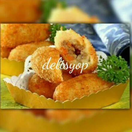 

Kroket Kentang Isi Daging Frozen