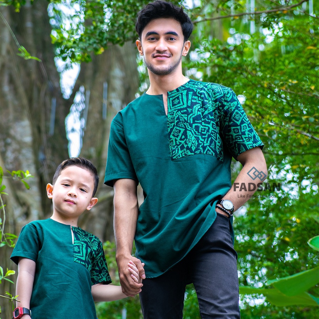 Baju Muslim Couple Ayah Dan Anak Laki Laki Hugo Series Atasan Pria Lengan Pendek Warna Emerald Hijau Green Paduan Mix Batik Kemeja Koko Dewasa Cowok Keren Murah Terbaru Kekinian Original Fadsan