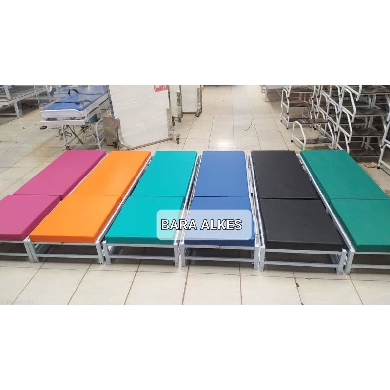 bed periksa pasien/ meja periksa pasien/ tempat tidur periksa pasien