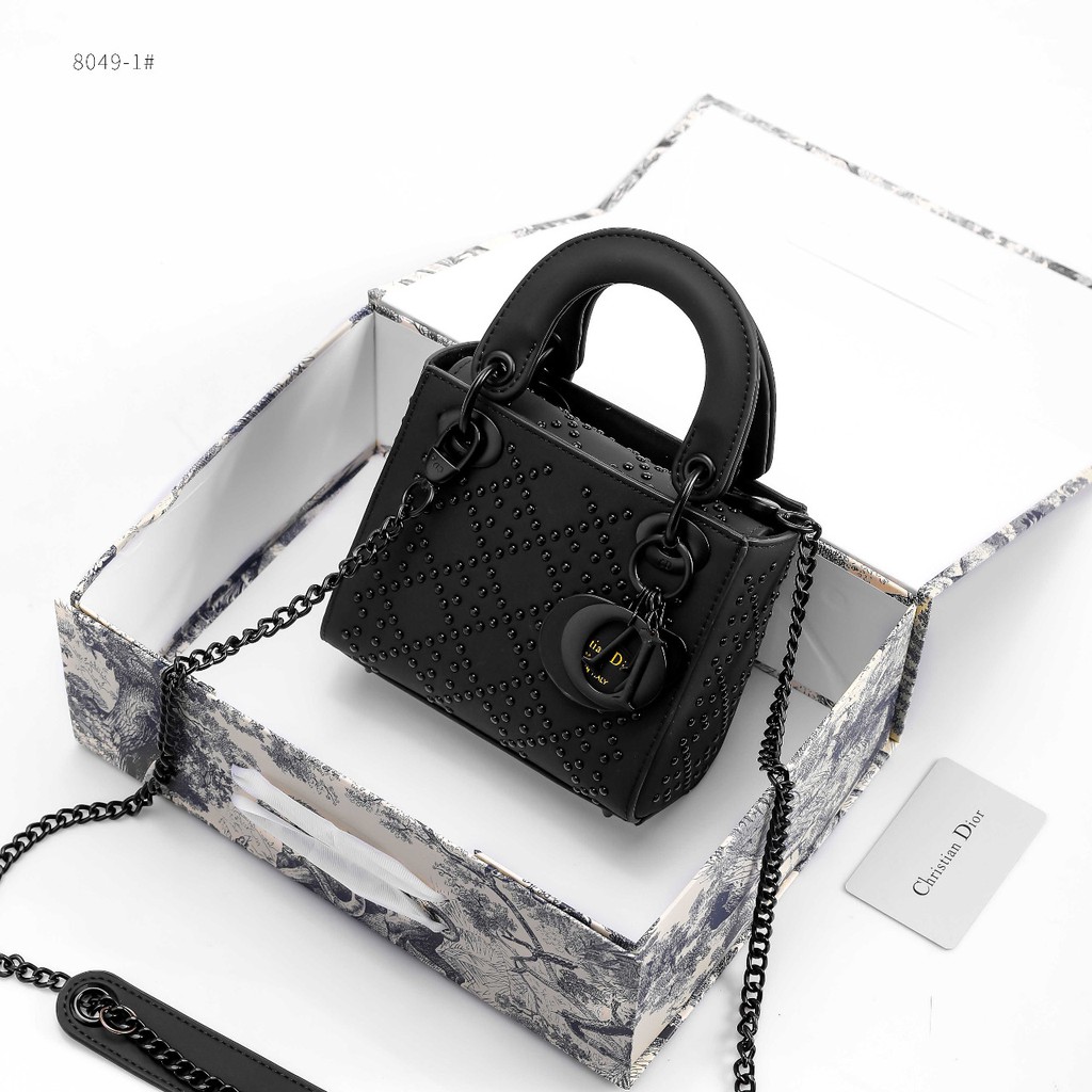 1 Hr Photo >> Christian Dior Lady Dove Small 8049 1 Hr Tas Import Tas Branded Tas Selempang Wanita Sling Bag 1 Hr Photo >> Christian Dior Lady Dove Small 8049 1 Hr Tas Import Tas Branded Tas Selempang Wanita Sling Bag