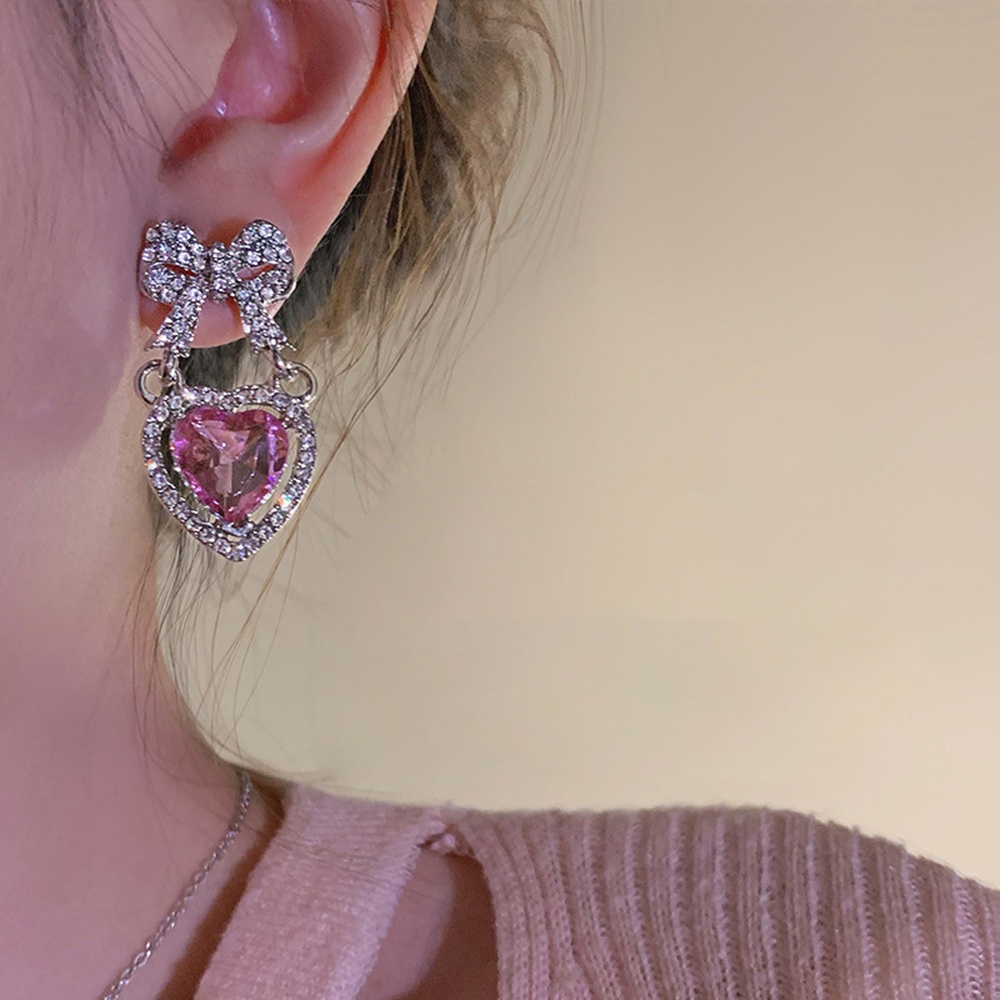 Anting Liontin Hati Besar Aksen Berlian Imitasi Warna pink Gaya retro Untuk Wanita