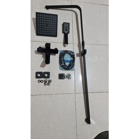 shower tiang set coulomn CARLO FIOTINI minimalis stainless hitam + kran panas dingin PROMO