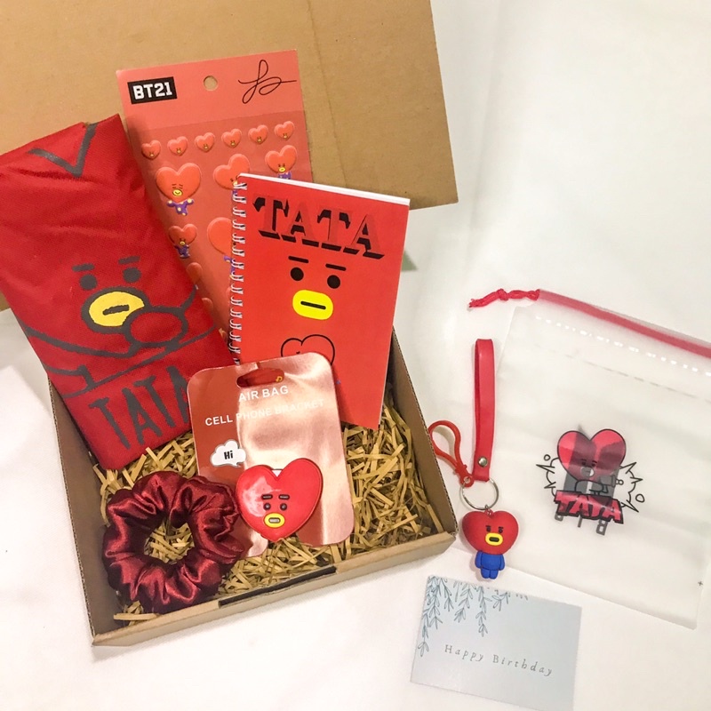 [TATA] GIFTBOX BT21 HAMPERS LENGKAP TOTEBAG CELENGAN TUMBLR KADO ULANGTAHUN NATAL VALENTINE KADO CEWEK GRADUATION KADO PACAR KAO WISUDA KADO ANAK