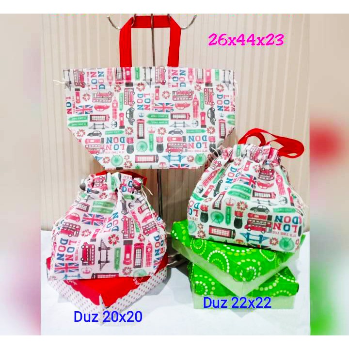 

London Print Spunbond Goodie Bag L Tas Souvenir Serut Nasi Kotak