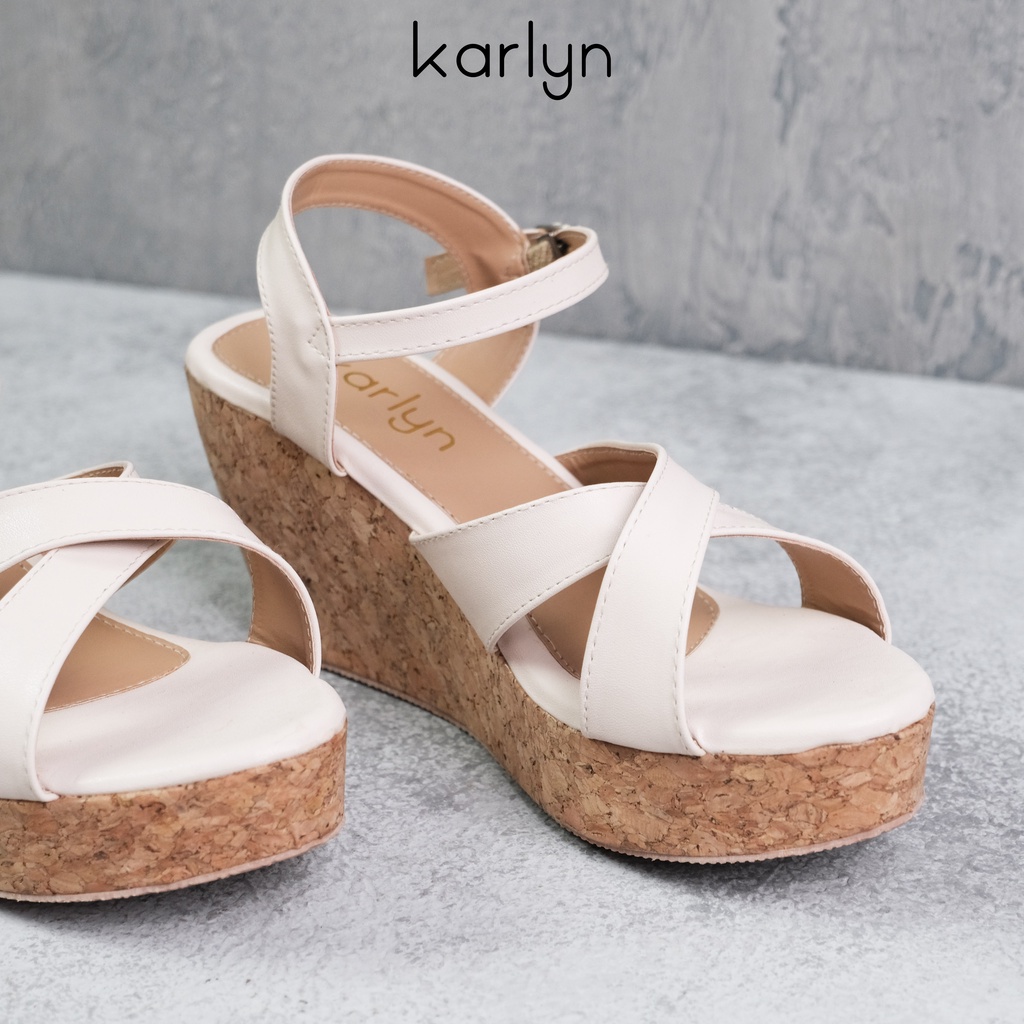 Karlyn Sandra Sandal Wedges wanita