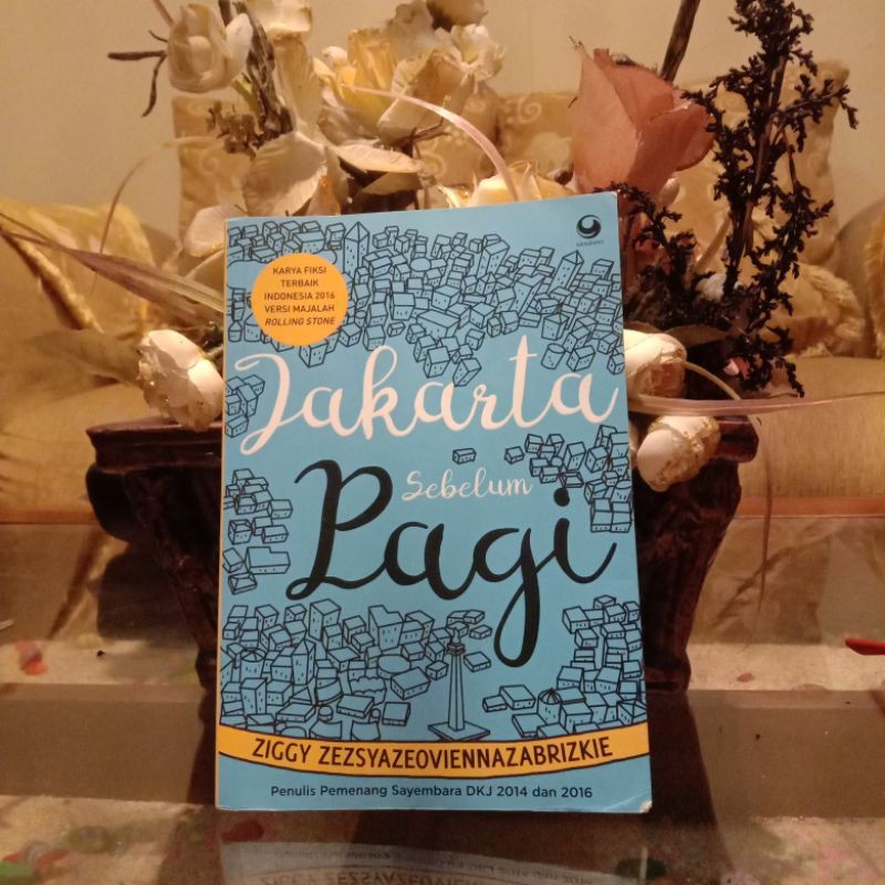 [PRELOVED] Novel Jakarta Sebelum Pagi (Original)