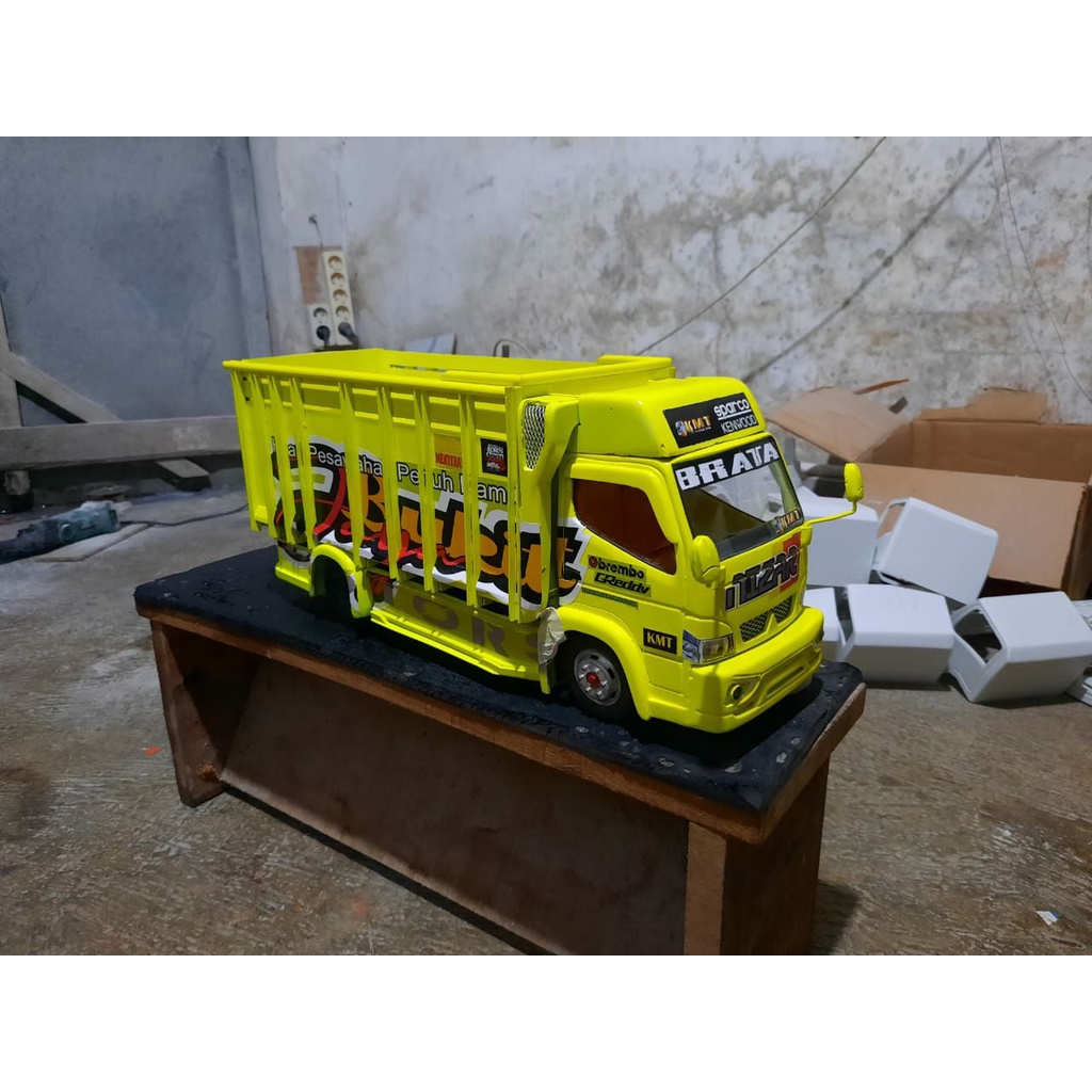 TERLARIS PROMO MINIATUR TRUK OLENG KAYU ASLI JUMBO FULL VARIASI LAMPU LED BONUS TERPAL TRUK OLENG MA