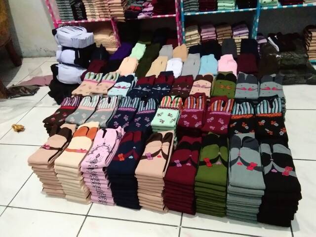 Kaos Kaki Jempol Wanita Muslimah Motif Dewasa Mix, Motif Random (Size L, Panjang, Tapak Hitam,Murah)