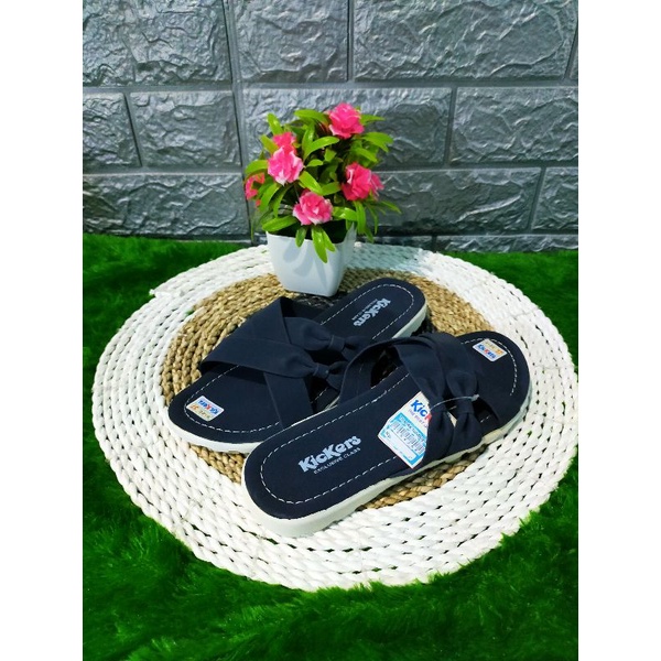 sandal wanita slop silang kickers