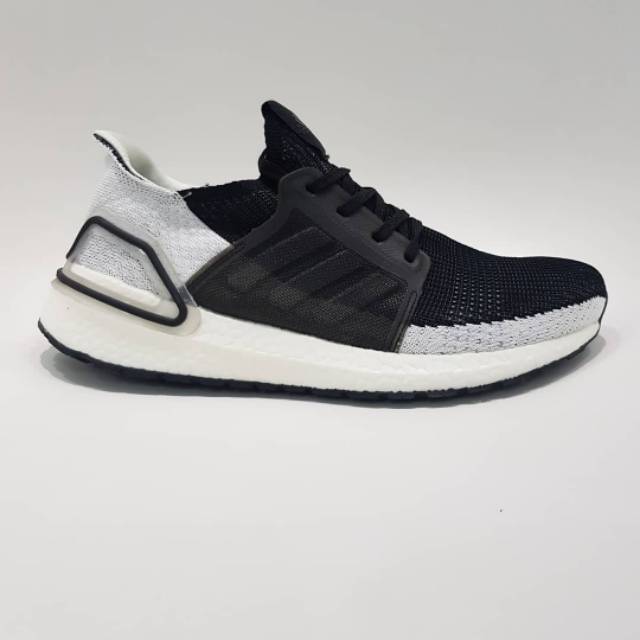 ultra boost 19 black white