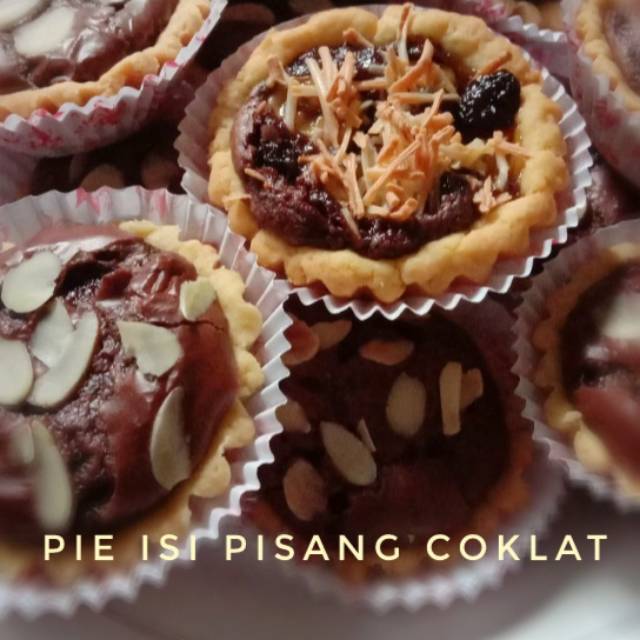

Pie isi pisang keju coklat