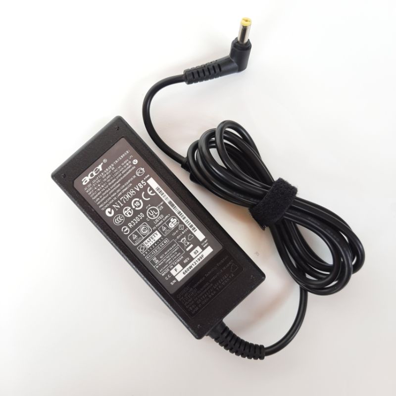 Adaptor Charger Casan Laptop Acer Aspire 19V-3.42A E14 E5 475 E5 475G E5 476G