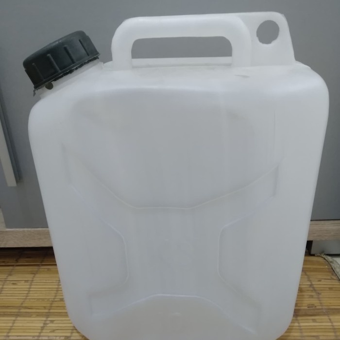 Jerigen Jirigen Plastik 10 Liter Jogja (Gojek)