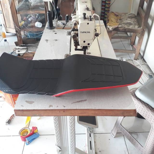 Jok cb150r new tipis