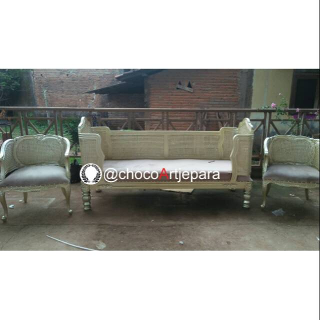 Kursi pelaminan/ kursi pelaminan rotan/ kursi rotan/ kursi pernikahan/ kursi pelaminan terbaru