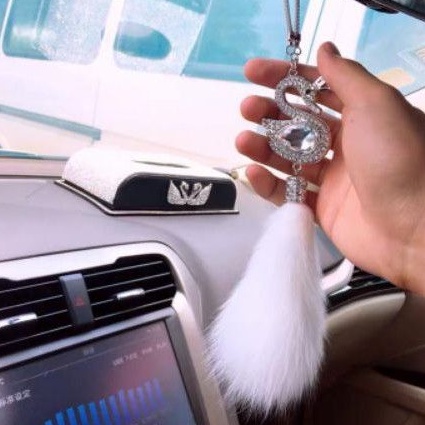 gantungan spion mobil swan bulu angsa blink bulu   ANGSA POM2 // Aksesoris Gantungan Spion Angsa Pom Pom Impor