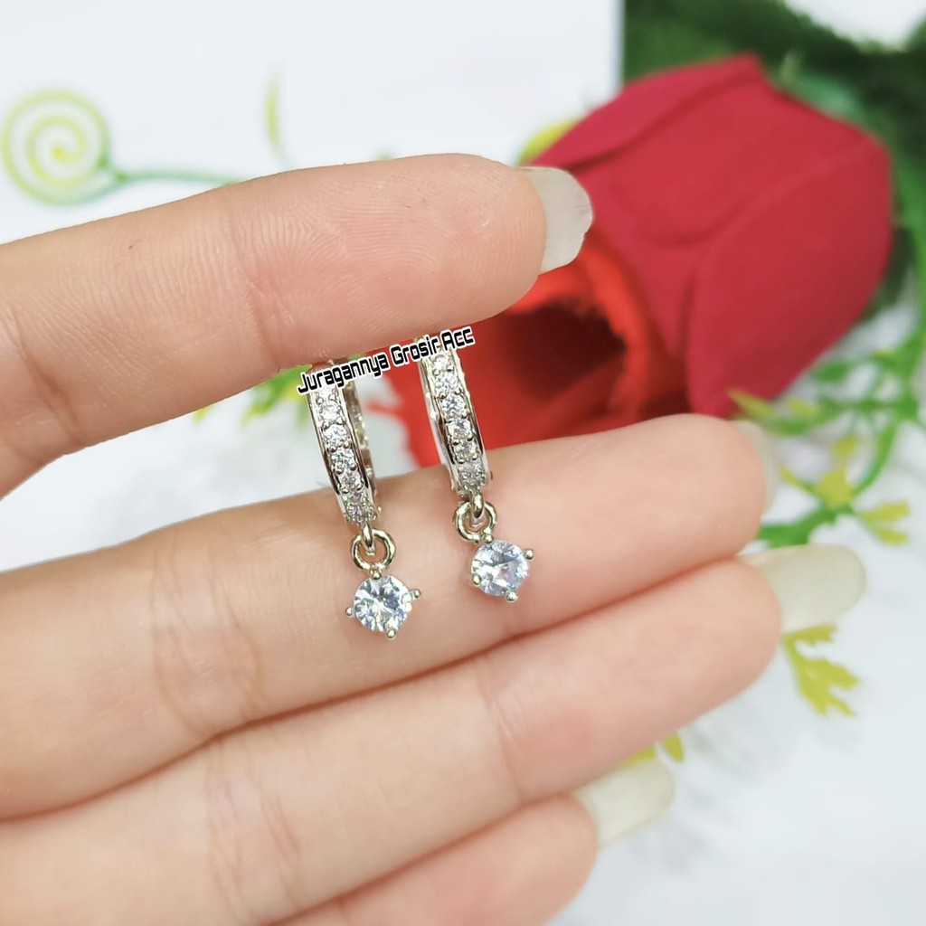 Titanium Anting Clip/Jepit Juray Permata Zircon Lapis Silver Baris Satu Elegan Anti Karat