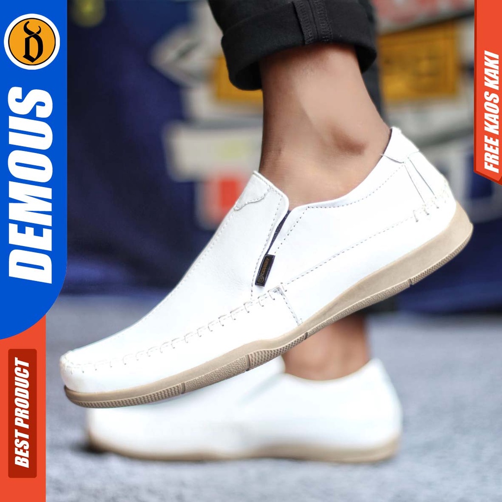 DEMOUS DIVOC Sepatu Casual Slip On Pria Kulit Asli Sepatu Kerja Santai Hitam Slop Murah Kekinian