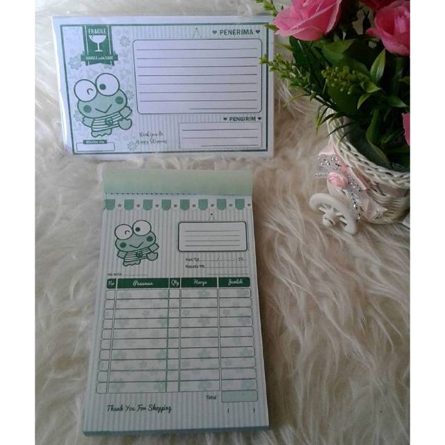 

Paket Label Pengiriman + Nota Ol Shop Dikirim Random TIDAK BISA PILIH MOTIF