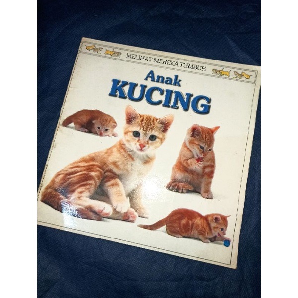 Buku pengetahuan anak - seri melihat mereka tumbuh - ANAK SERIGALA (preloved)