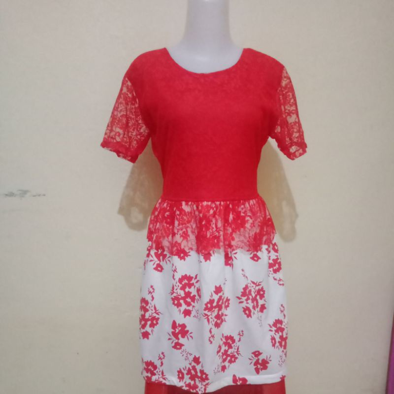 Dress merah putih