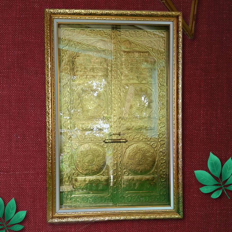 Pintu Kabah Kuningan Makkah Almukaromah