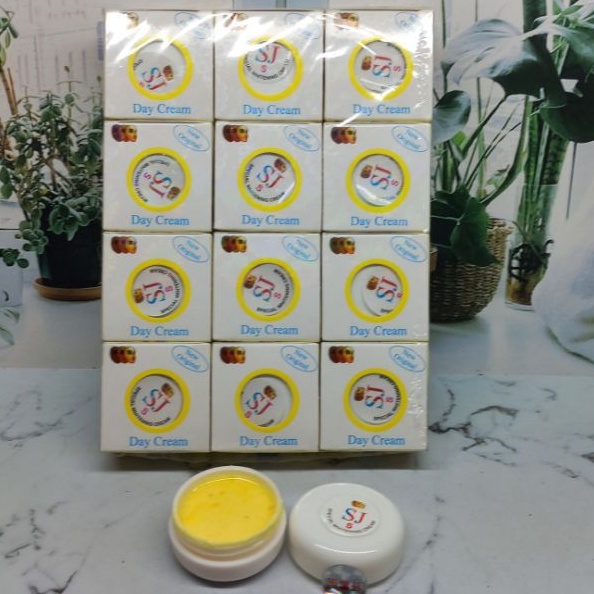 LUSINAN CREAM SIANG SJ TOPENG 12 PCS