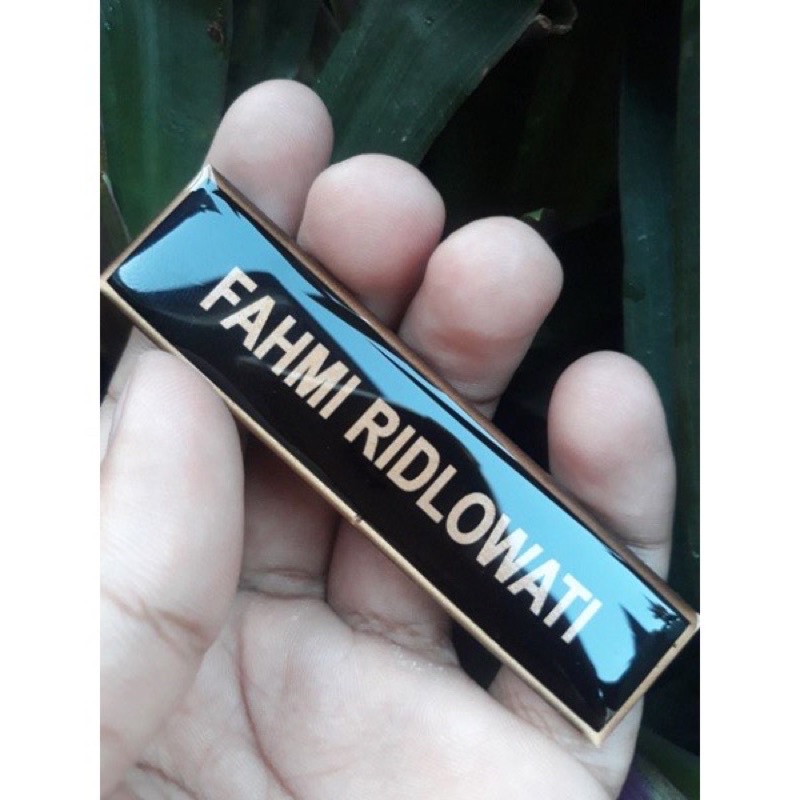 PAPAN nama dada akrilik resin/ PAPAN NAMA MAKASSAR / Name tag/nama dada/nametag/papan nama dada Toko oxi