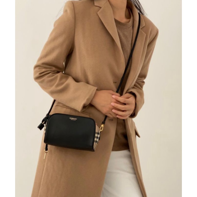 Tas wanita Burberry leather and vintage check half cube crossbody