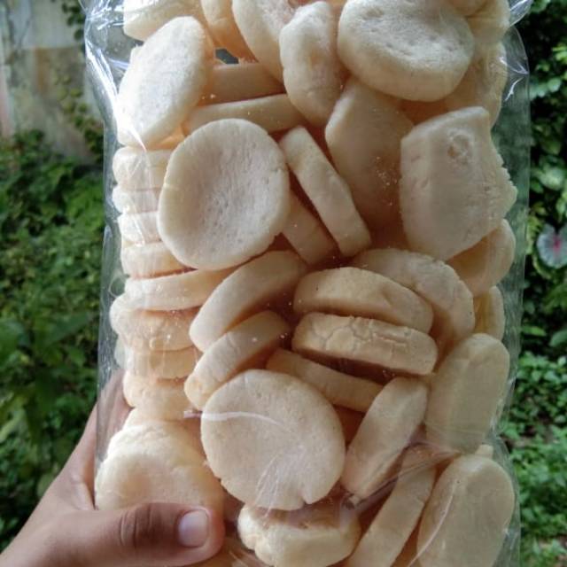 

KERUPUK kemplang Mini/KERUPUK IKAN ASLI/KERUPUK GURIH/KERUPUK ENAK