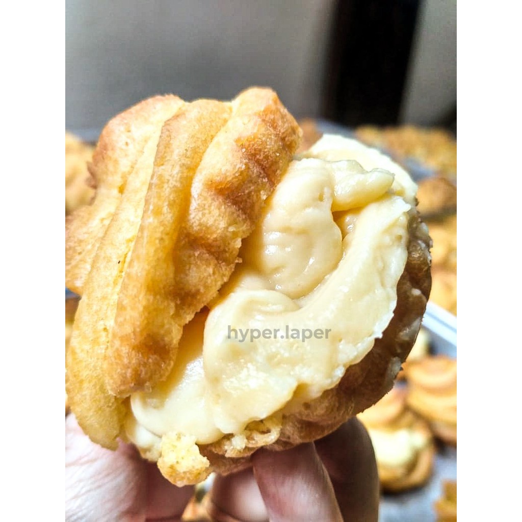 

Kue Sus/Kue Choux/Kue Soes HALAL (vanilla, tape, rougat, durian)