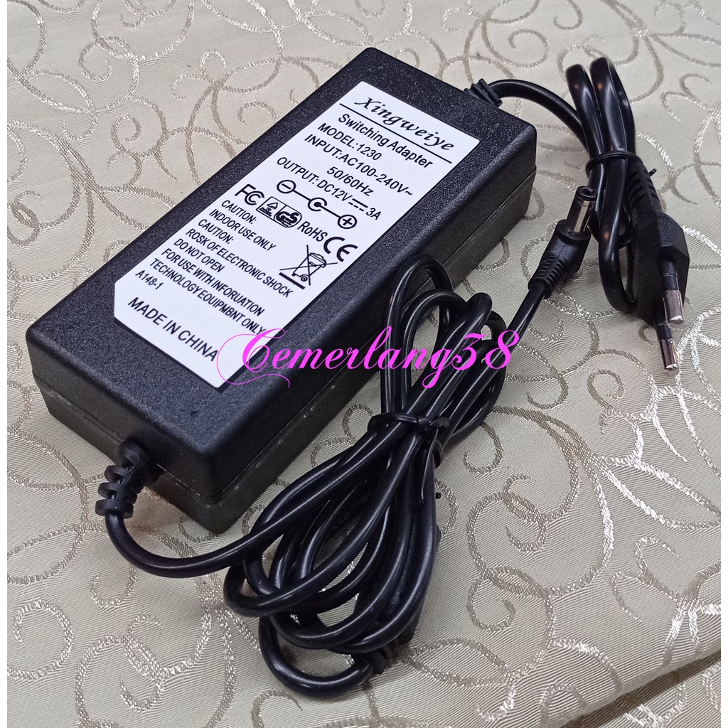 Switching Adaptor 12V 3A with BUILD IN Kabel Power