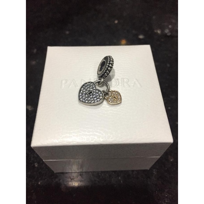 wahidwais135 Preloved pandora dangle - reserved TERLARIS TERPERCAYA ORIGINAL