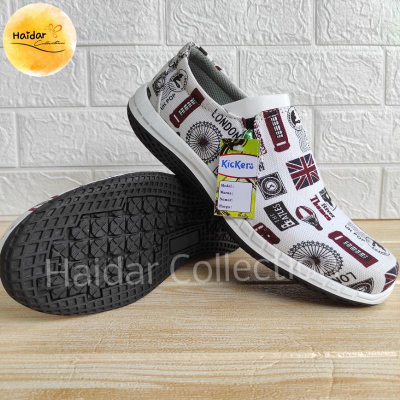 Sepatu Pria Slip On Kanvas Motif London Kasual Sol Karet TPR Lentur