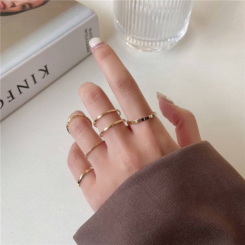 5Pcs/Set Korean Minimalist Smooth Gold/Black  Geometric Metal Rings / Women Trendy Simple Metal Stackable Knuckle Rings / Lovely Gifts For Good Friends Or Girl Friends /Popular Trendy  Punk Alloy Rings Party Jewelry