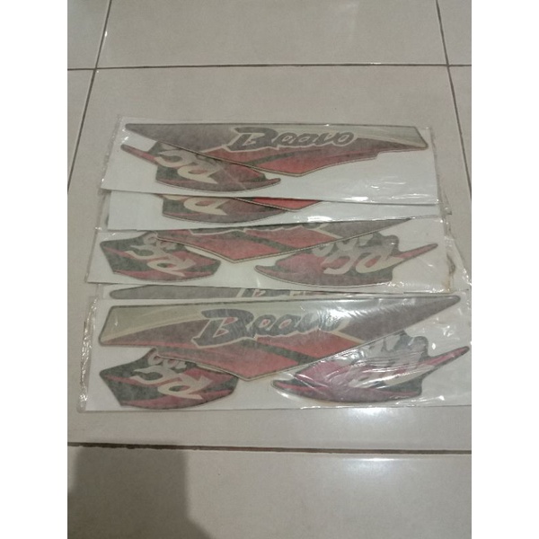 striping emblem stiker Suzuki new bravo