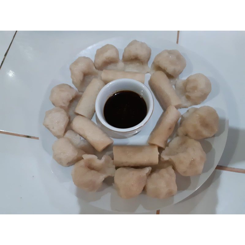

Pempek Ikan Gabus -isi 10 Pcs (Frozen)