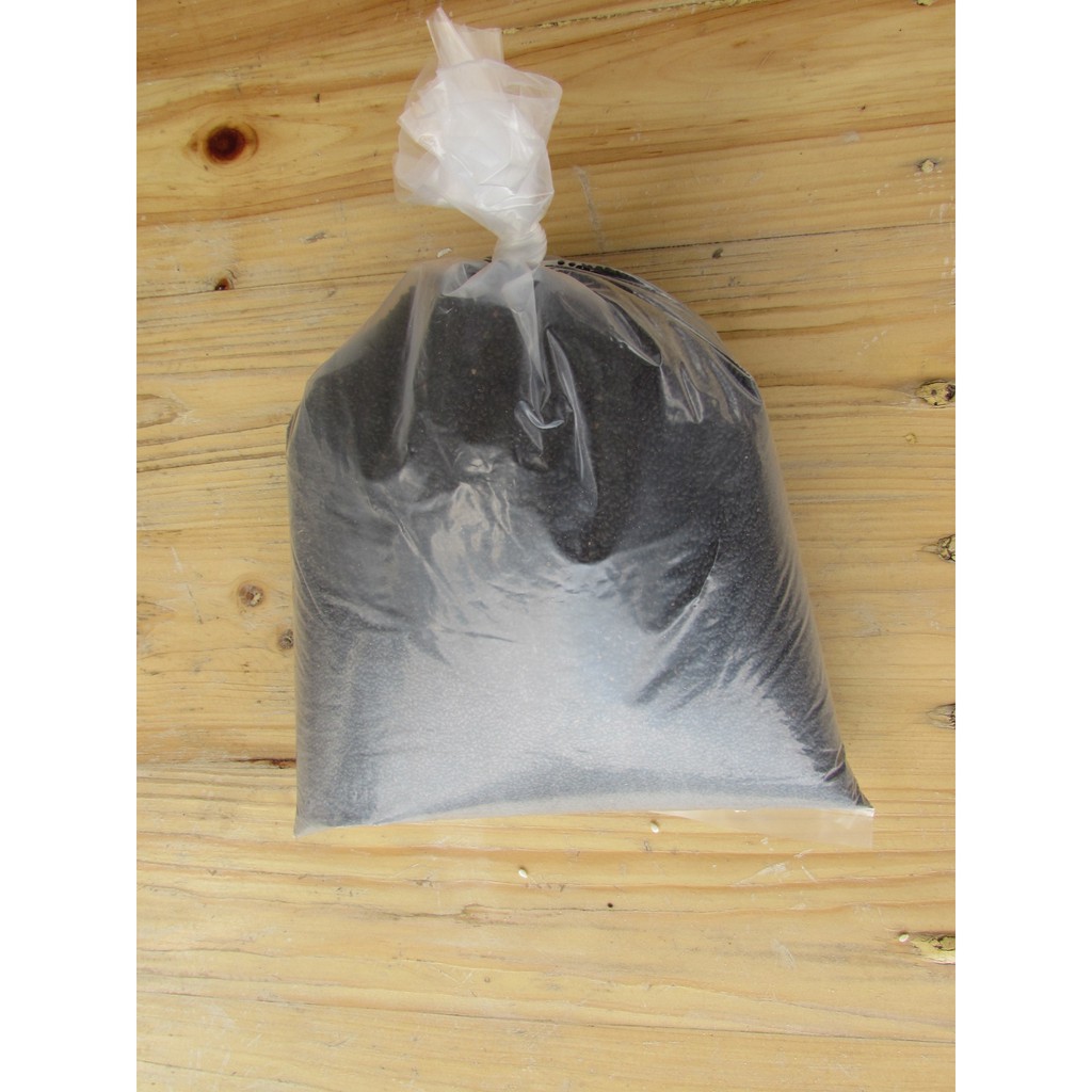 

Biji Selasih Curah 1.000 GRAM