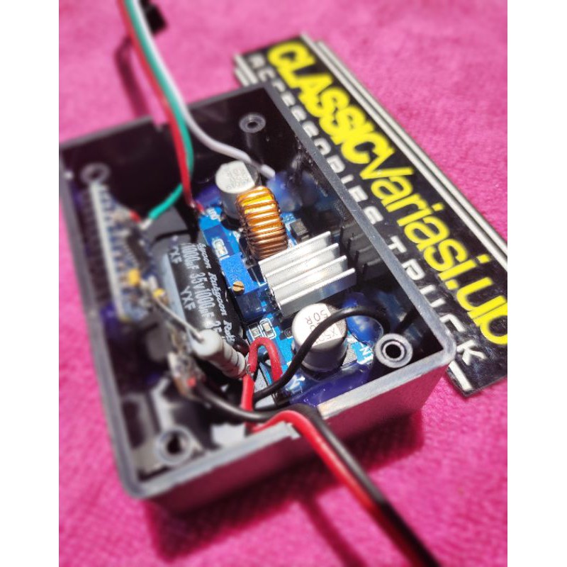 STEP DOWN tambahan input 24v output 12v khusus pembelian modul lampu