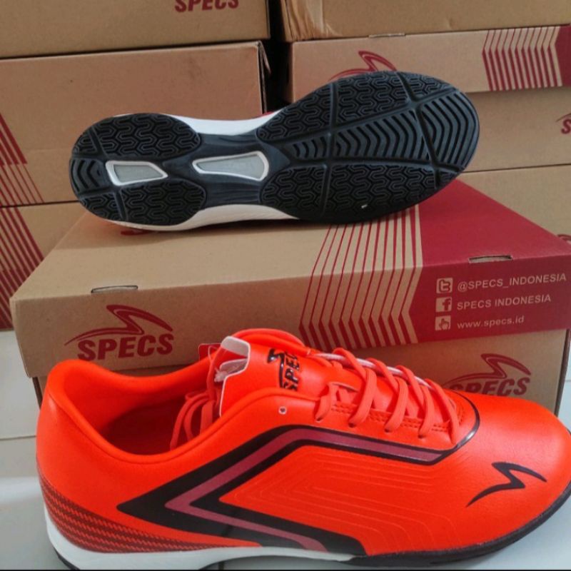 Specs sepatu futsal original  divo in