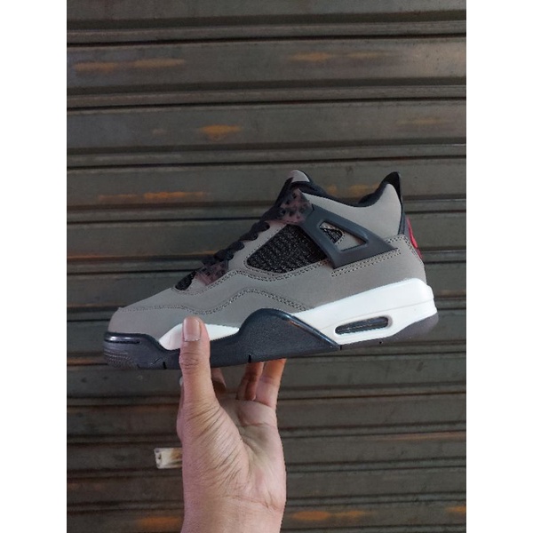 jordan 4s 9.5