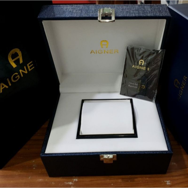 

Kotak / Box Original Aigner Fullset Buku Paperbag