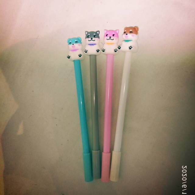 

Pulpen karakter cute /1 pcs