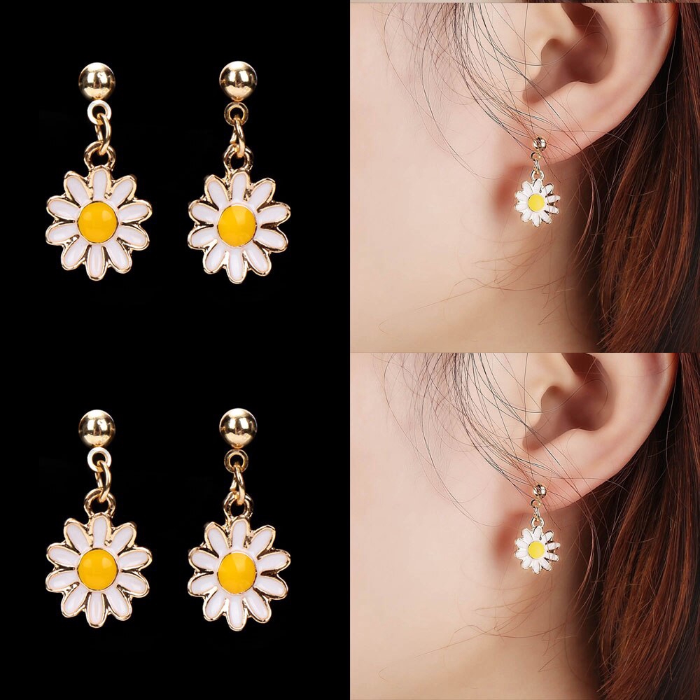 Anting Tusuk Wanita Kekinian Korea Style Import Model Bunga Matahari Ready Stock 436